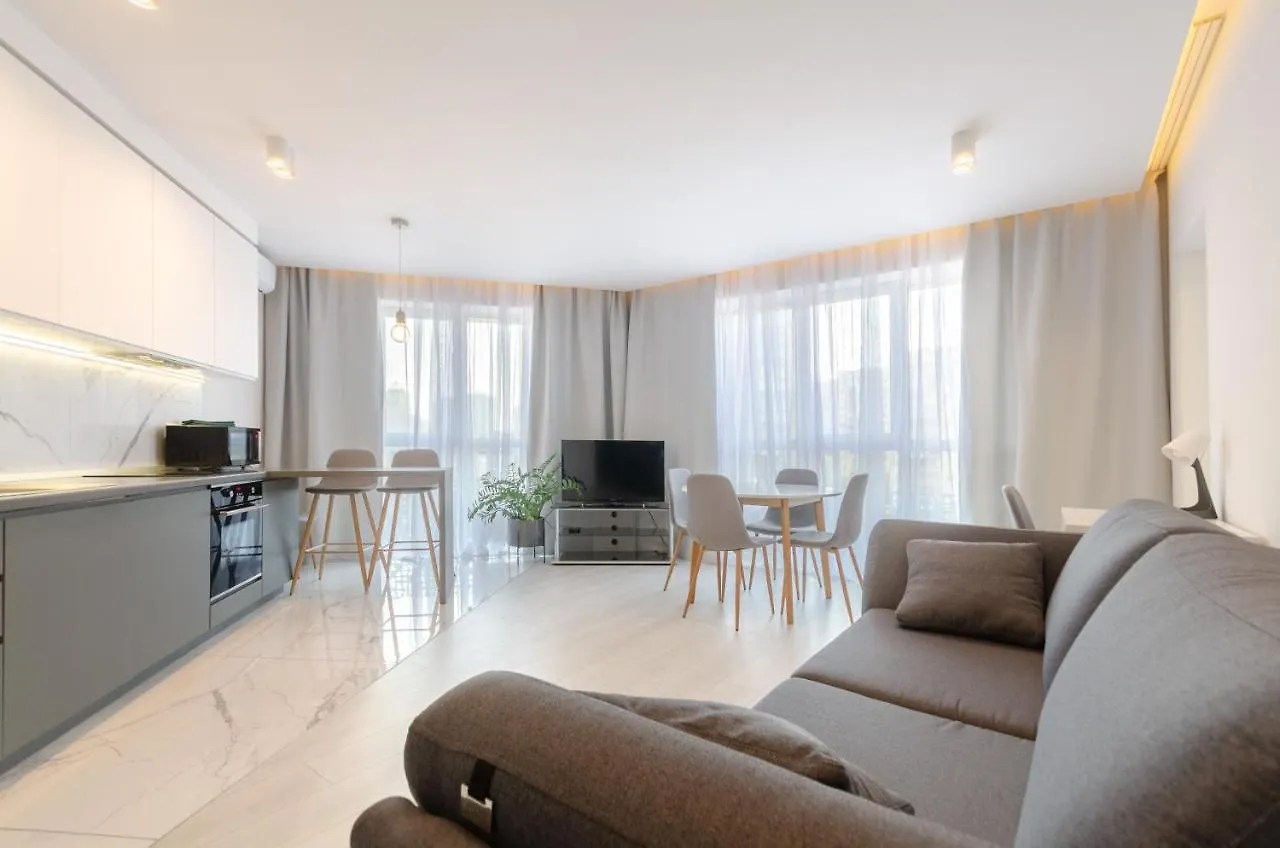 Petrovdom 109-200 In Spacious 2 Bedroom Apartments At Rc Kvartet, 16Г Vasyl Lypkivskyi Street Kyiv