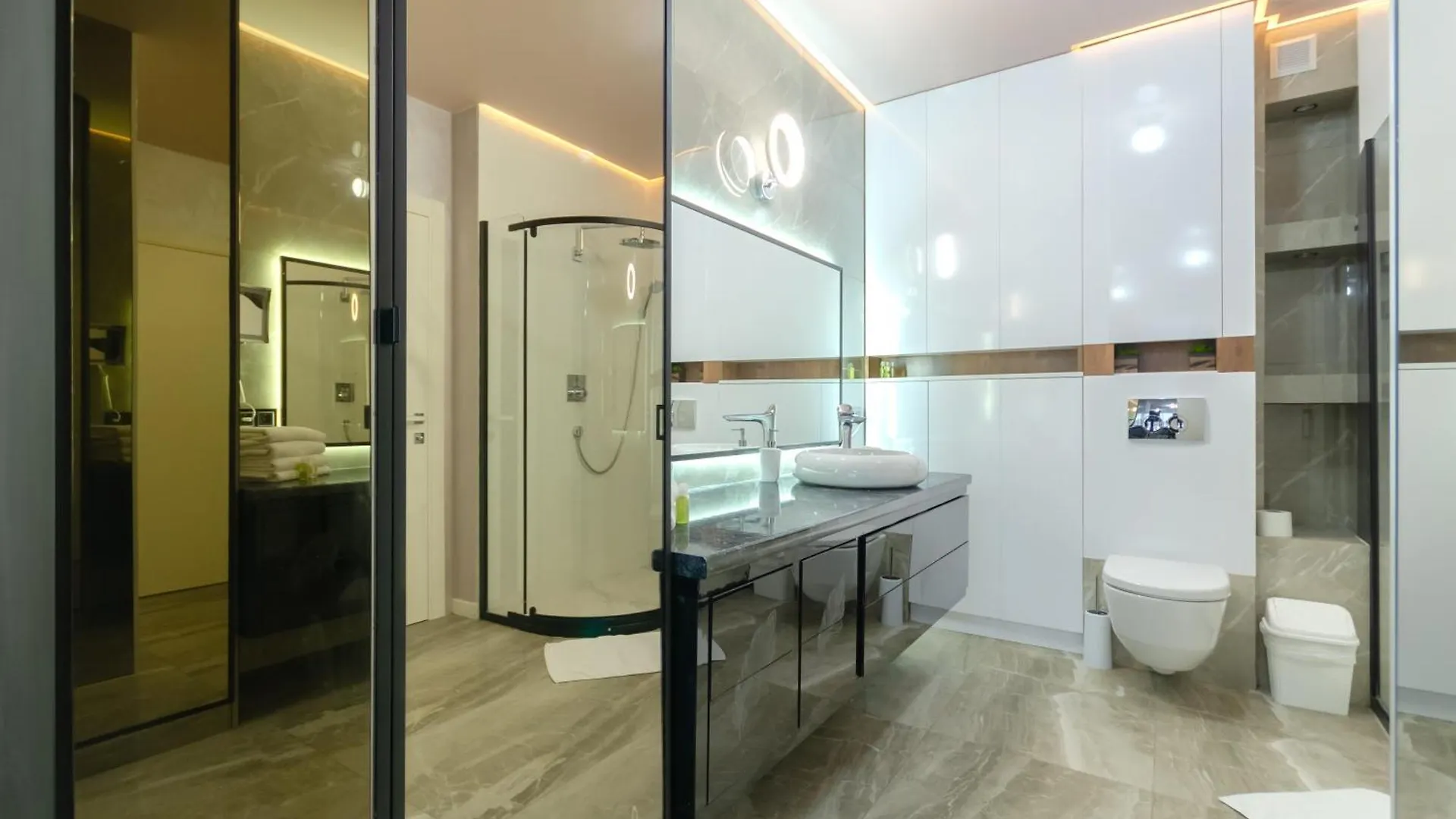 Petrovdom 109-200 In Spacious 2 Bedroom Apartments At Rc Kvartet, 16Г Vasyl Lypkivskyi Street Kyiv Ukraine