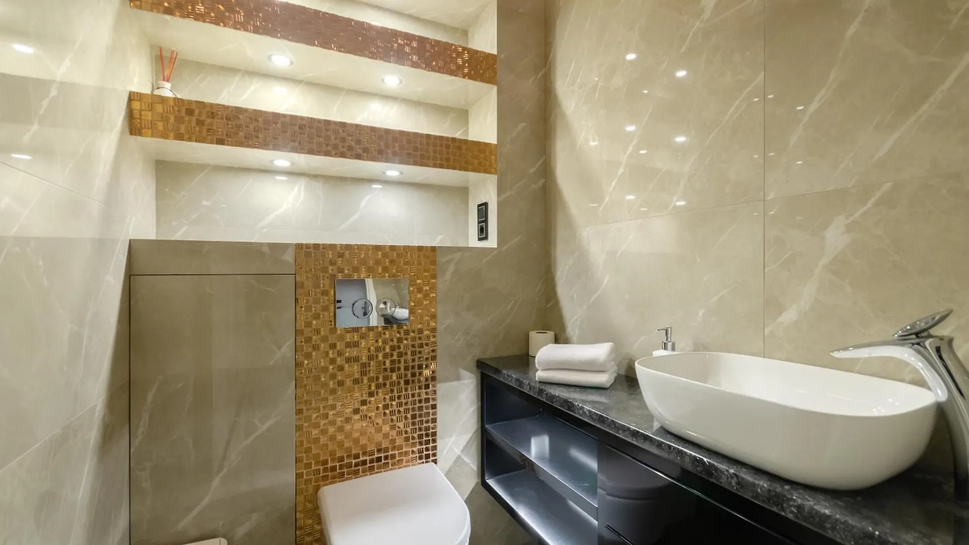 Petrovdom 109-200 In Spacious 2 Bedroom Apartments At Rc Kvartet, 16Г Vasyl Lypkivskyi Street Kyiv Ukraine