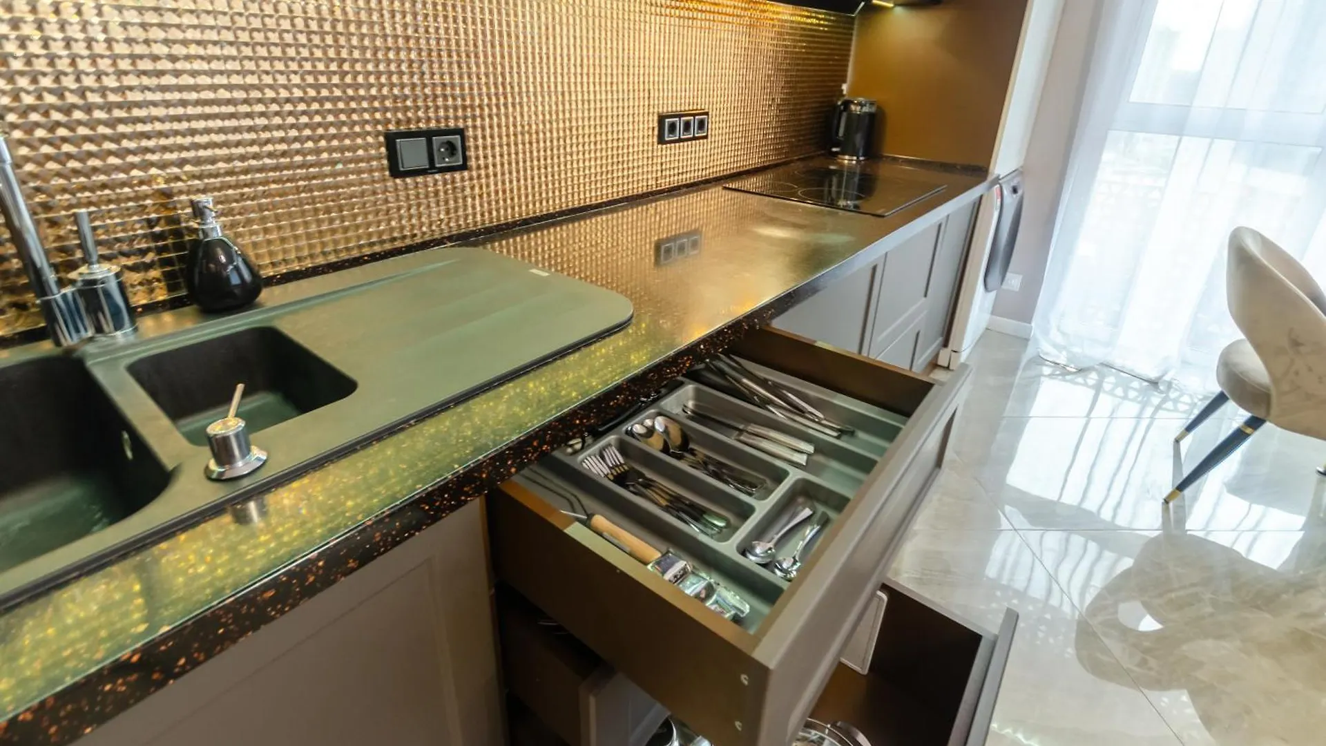 Petrovdom 109-200 In Spacious 2 Bedroom Apartments At Rc Kvartet, 16Г Vasyl Lypkivskyi Street Kyiv
